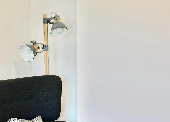 Appartement Modern Attic Flat With 2 Bedrooms