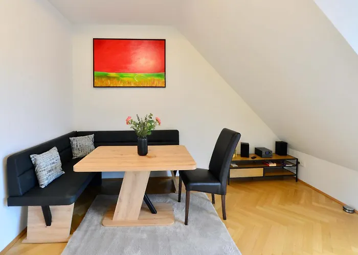 Modern Attic Flat With 2 Bedrooms Appartement *