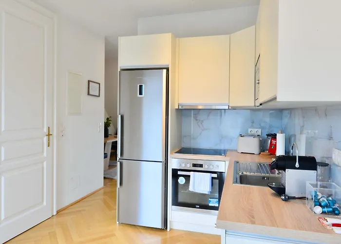 Modern Attic Flat With 2 Bedrooms Appartement